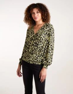 Wrap Front Geometric Deep Hem Band Top