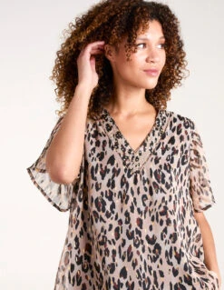 V Neck Animal Blouse 6 V Neck Animal Blouse -Soft Dress Wear Sales Store BV245459 ANIMAL 5515