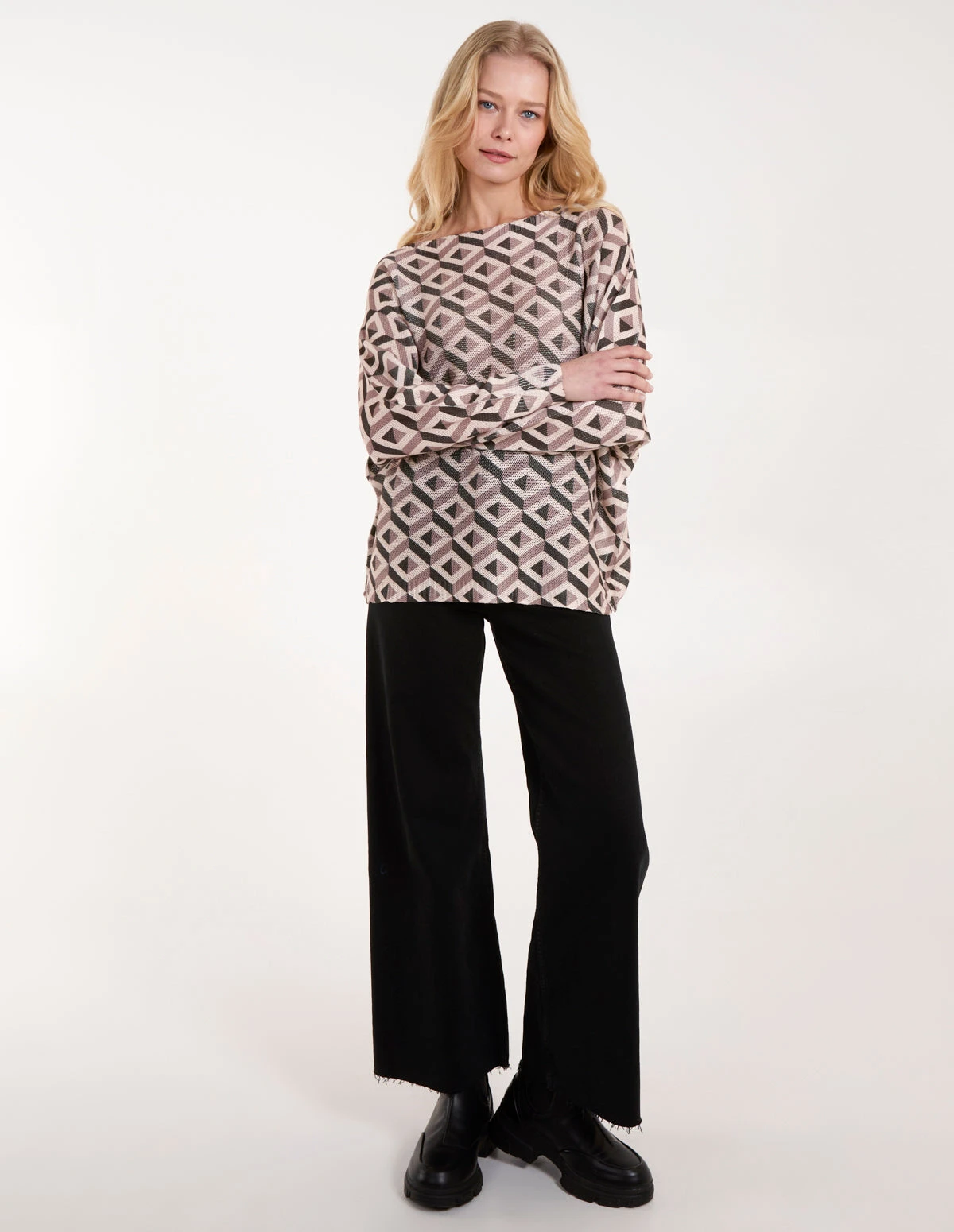 Geometric Print Top 2 Geometric Print Top - Image 2