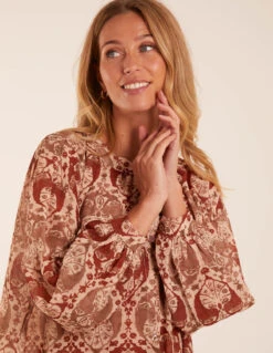 Twist Hem Print Blouse 6 Twist Hem Print Blouse -Soft Dress Wear Sales Store BV3167 BEIGE 44389