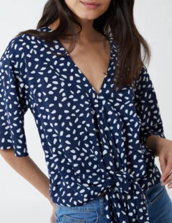 Abstract Spot Tie Front Batwing Top 8 Abstract Spot Tie Front Batwing Top -Soft Dress Wear Sales Store NL1416BV008 61141